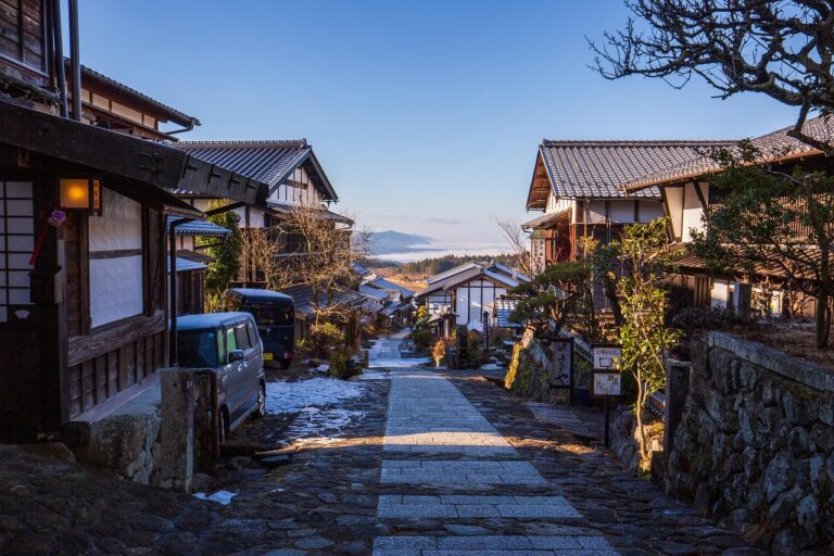 ゴールデンウィークの家族旅行で宿の予約はいつから始めるべき？
